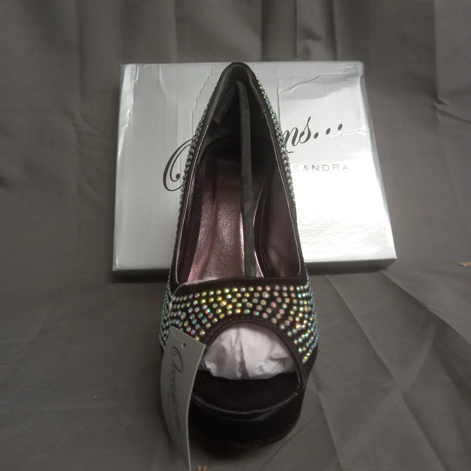 BOXED PAIR OF OCCASIONS BY CASANDRA BLACK JEWELLED OPEN TOE HEELS SIZE 6