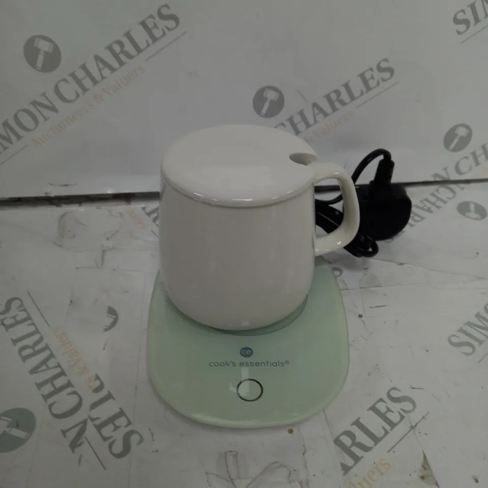 PLUG IN DRINK WARMER SET COLOUR: WHITE