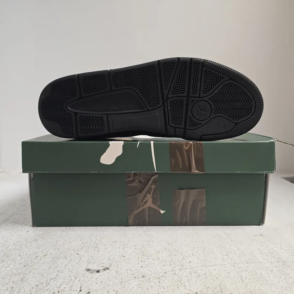 BOXED PAIR OF JORDAN FLIGHT COURT SHOES IN BLACK SIZE UK 11