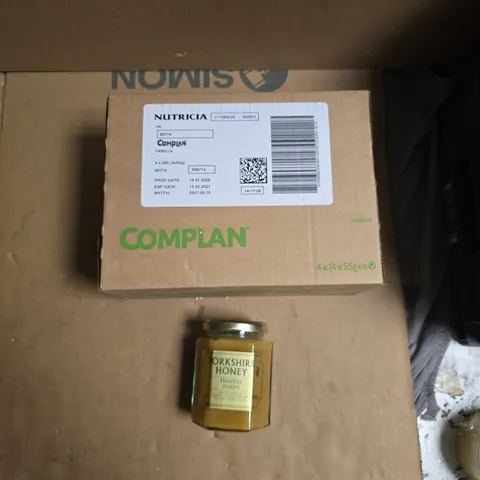 A TOTE OF APROXIMATELY 10 ITEMS TO INCLUDE YORKSHIRE HONEY, A BOX NUTRICIA COMPLAN AND DRINKS