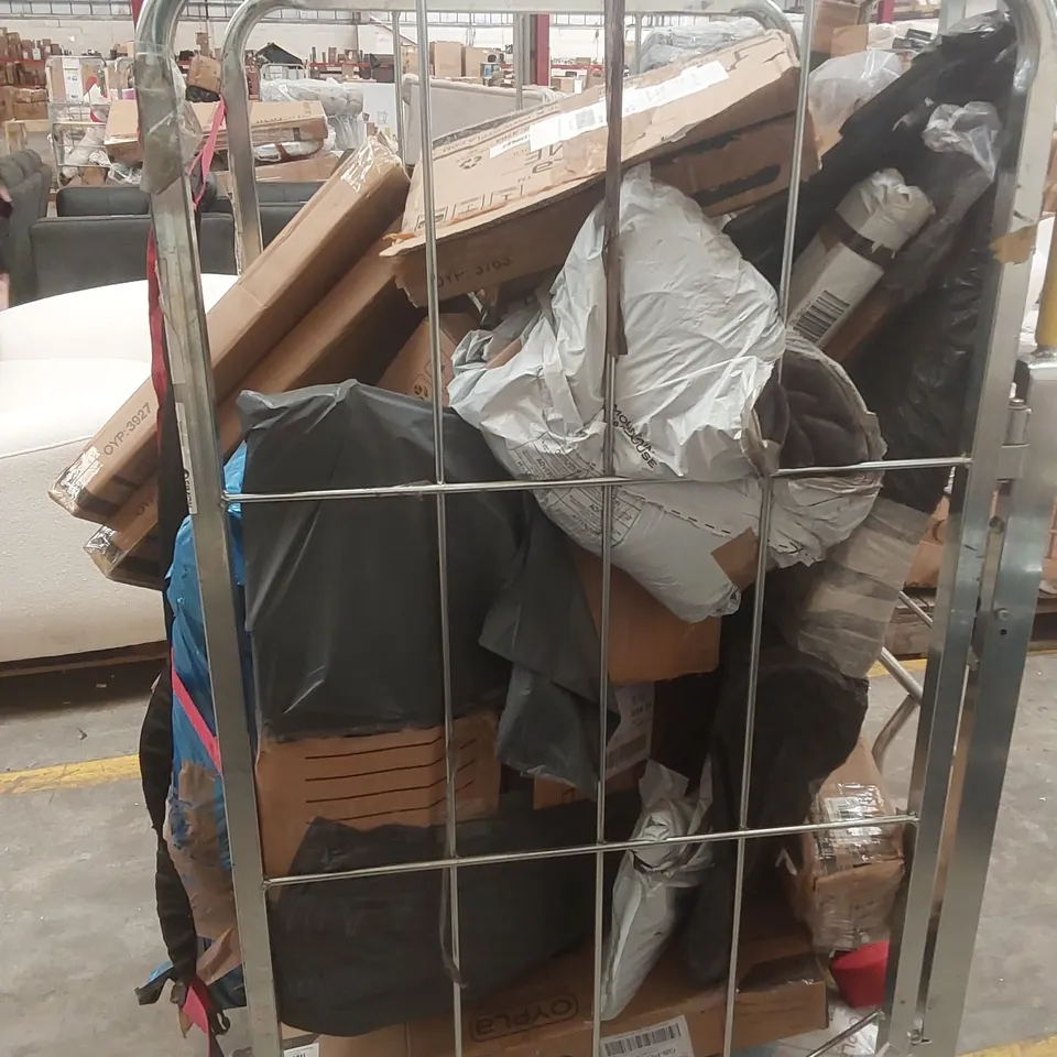 CAGE CONTAINING A LARGE QUANTITY OF ASSORTED ITEMS INCLUDING: WEIGHTS, BENCH VICE, 120W TUBE HEATER ECT