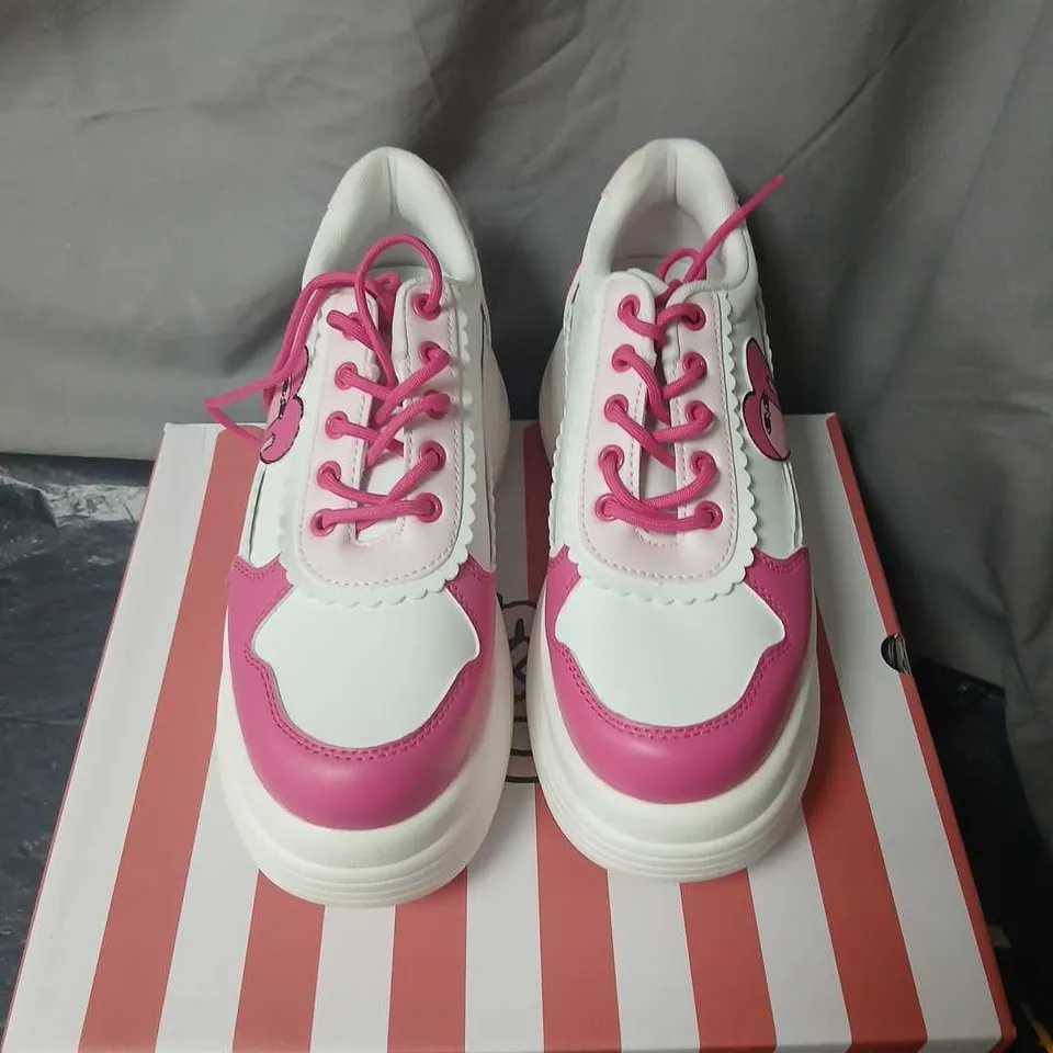 BRAND NEW BOXED KETNIPZ X KOI UR A STAR HIGH TOP TRAINERS PINK SIZE 6