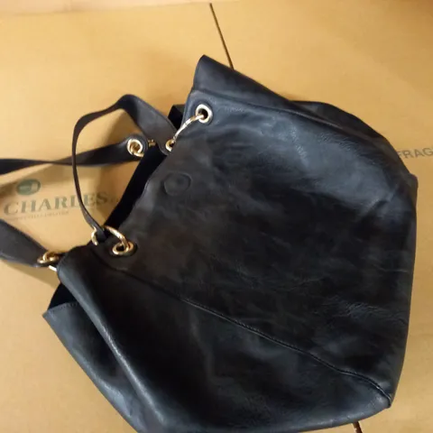 BLACK LEATHER LOOK BAG