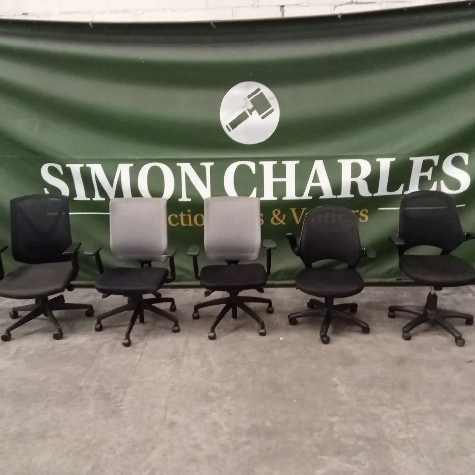 10 x ASSORTED SWIVEL OFFICE CHAIRS