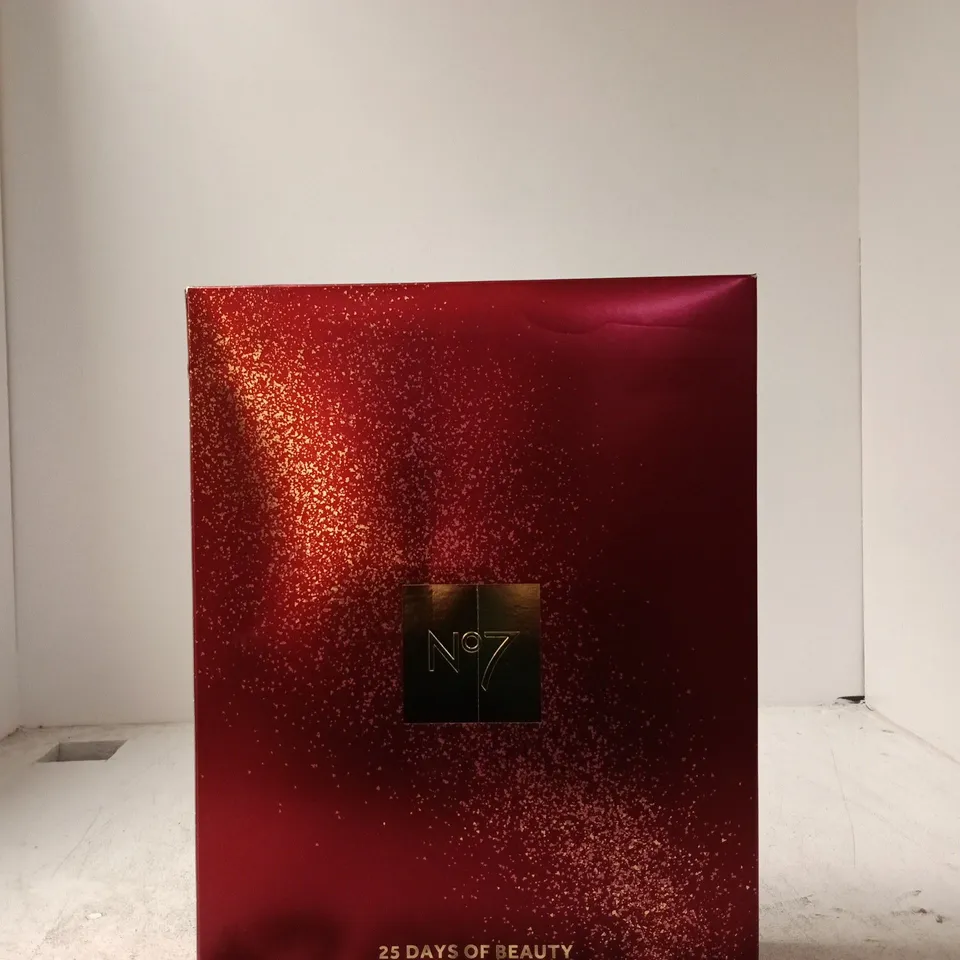 NO7 25 DAYS OF BEAUTY ADVENT CALENDAR