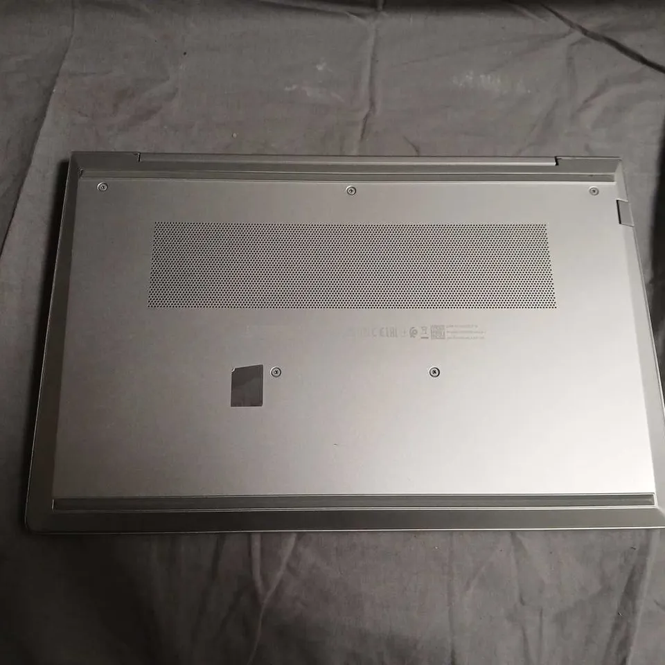 HP ELITEBOOK 640 G9