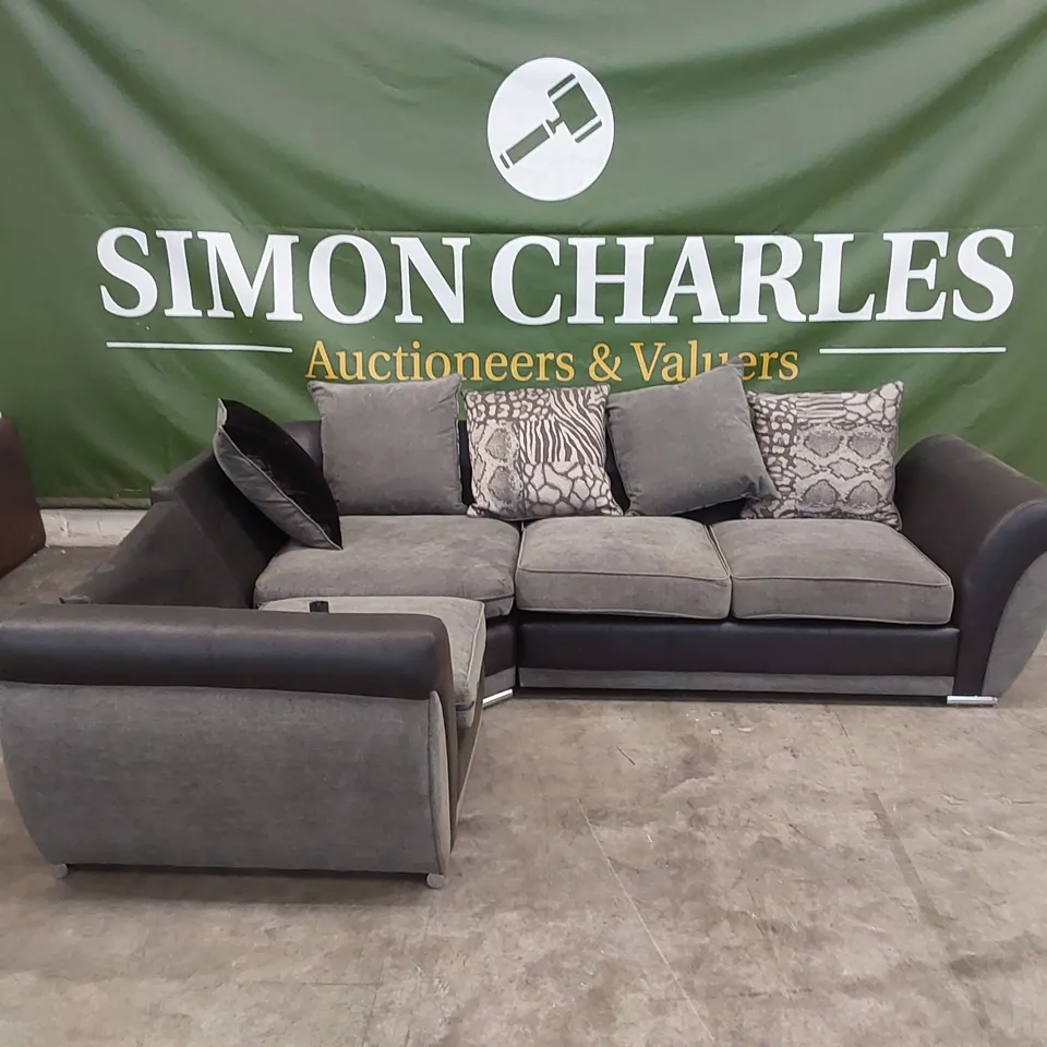 DESIGNER FABRIC UPHOLSTERED CORNER SOFA - BLACK/GREY