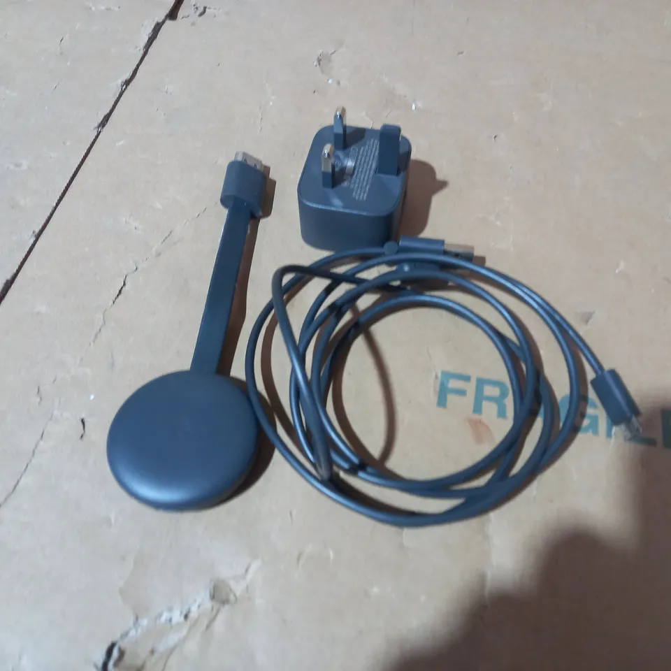 GOOGLE CHROMECAST