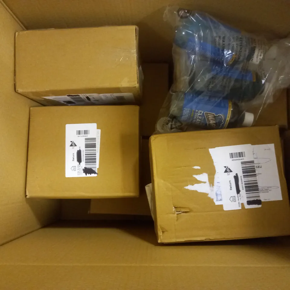 APPROXIMATELY 9 BUNDLES OF BLUE MAGIC TO INCLUDE 3x 500ml COCENTRATE, 1x AEOSOL IN EACH BUNDLE (SOME BUNDLES MISSING PARTS) - COLLECTION ONLY