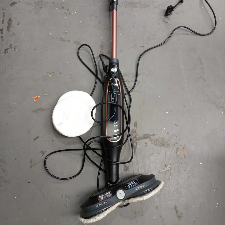 SHARK STEAM SCRUBBER WITH STEAM BLAST S7201