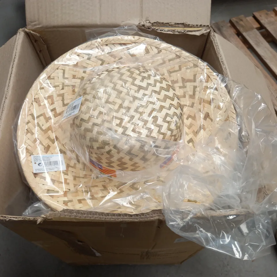 LOT OF APPROXIMATELY 120 BALEARES SOMBREROS