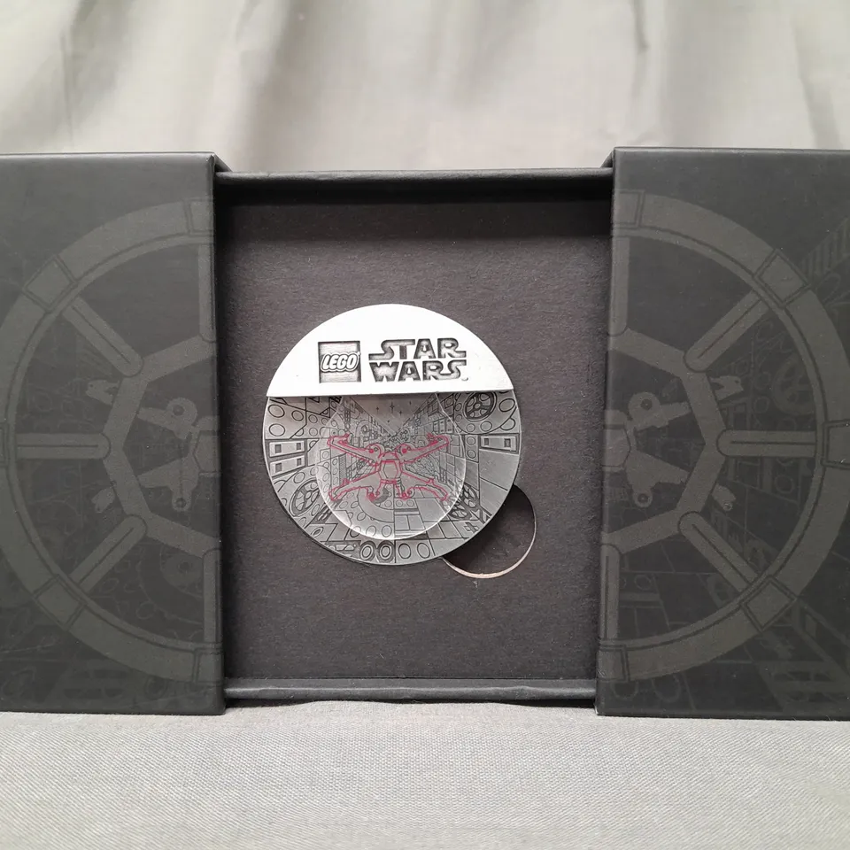 LEGO STAR WARS BATTLE OF YAVIN COLLECTIBLE COIN