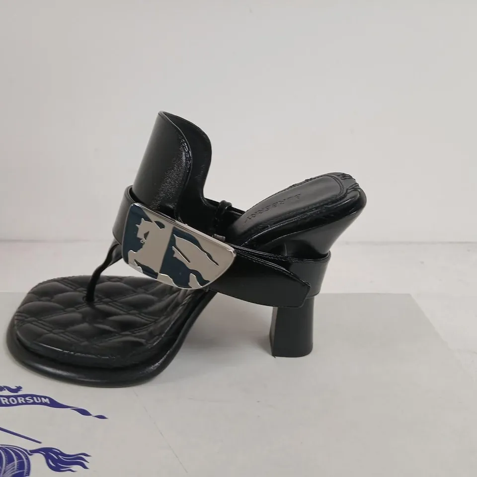 BURBERRY BAY SANDAL – BLACK LEATHER, UK 2.5 (EU 35)