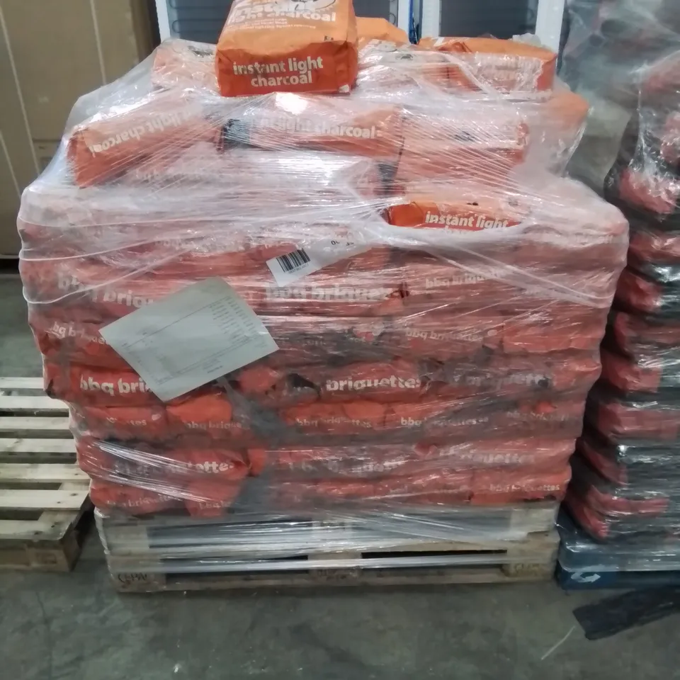 PALLET CONTAINING APPROXIMATELY 60 X 2 IN 1 INSTANT LIGHT BARBECUE CHARCOAL BAGS