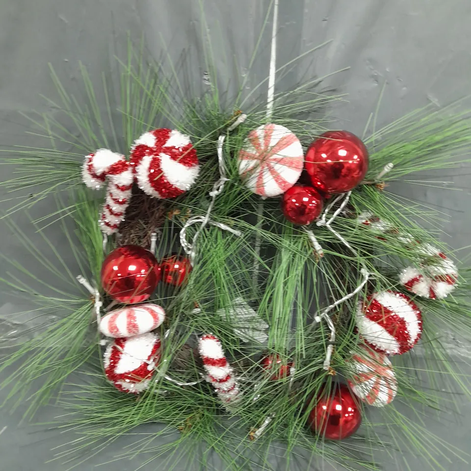 BOXED CANDY CANE CHRISTMAS WREATH RRP £24.99