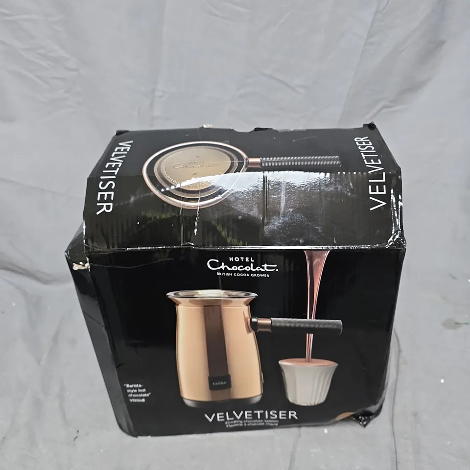 HOTEL CHOCOLAT VELVETISER ELECTRIC HOT CHOCOLATE MAKER – BOXED 
