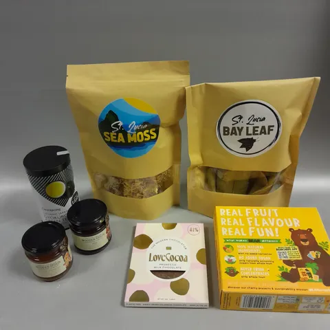 APPROXIMATELY 15 ASSORTED FOOD/DRINK PRODUCTS TO INCLUDE ST.LUCUA SEA MOSS, LOVE COCOA PROSECCO MILK CHOCOLATE, WOODEN SPOON JAM ETC