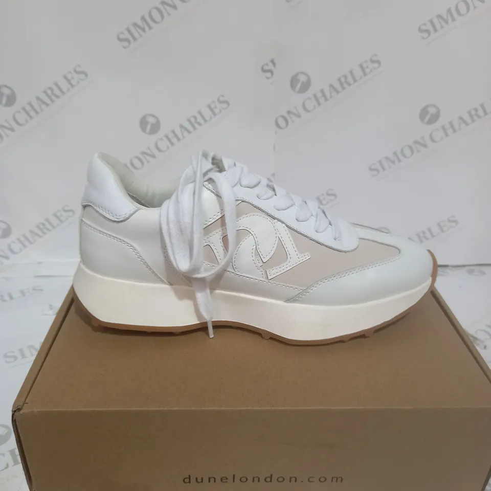 BOXED PAIR OF DUNE LONDON EMBOSSE SHOES SIZE 7