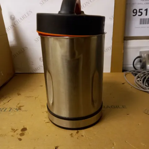 MORPHY RICHARDS SOUP MAKER
