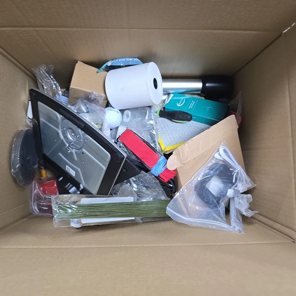 BOX OF APPROXIMATELY 20 ASSORTED HOUSEHOLD ITEMS TO INCLUDE MOULD MAGIC EXTREME, CUT OFF WHELL AND AN LED LIGHT
