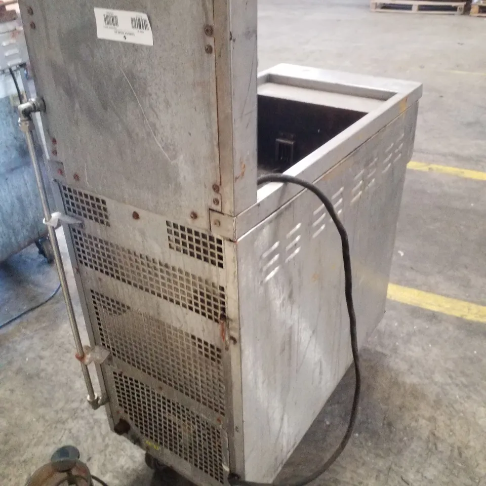 FALCON G401F SINGLE TANK NATURAL GAS FRYER 