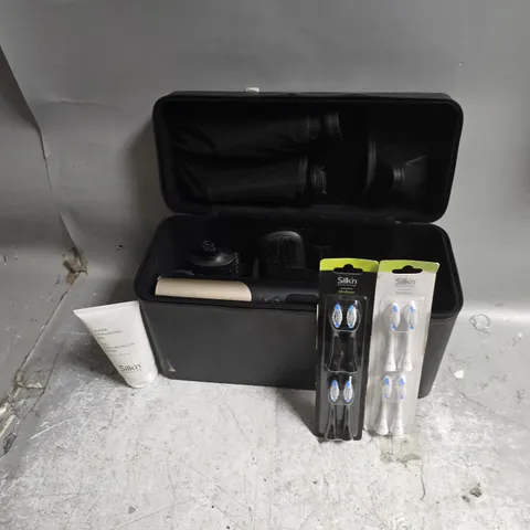 APPROXIMATELY 10 ASSORTED ITEMS TO INCLUDE TOOTHBRUSHES, SILKYAIR FLEX, SLIDER HYALURONIQUE GEL, ETC
