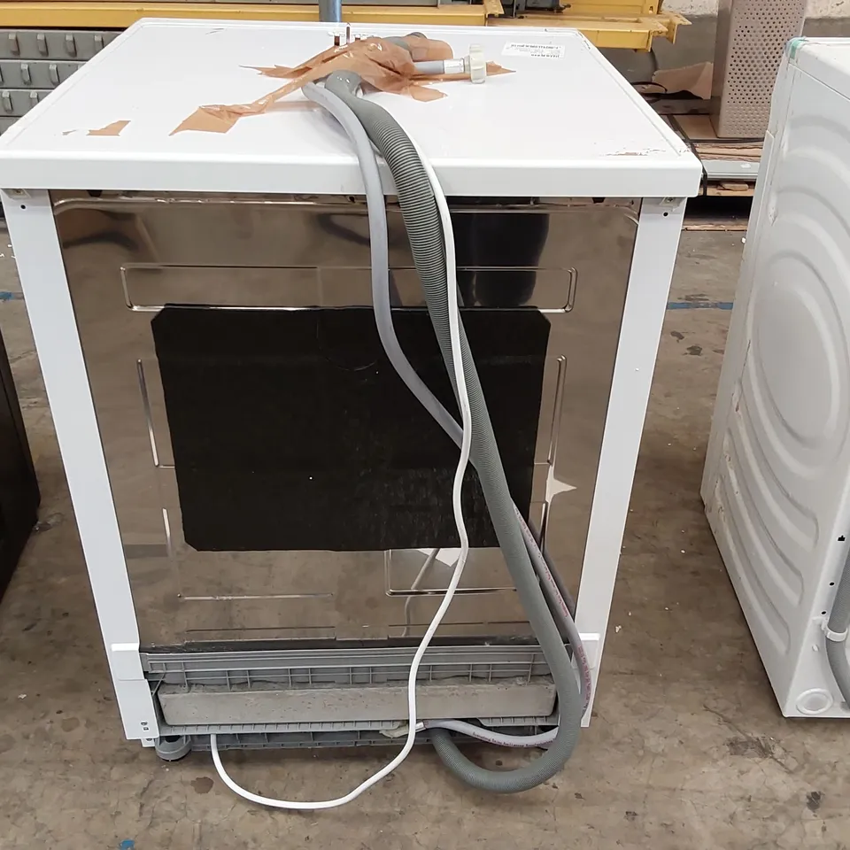COMFEE' FREESTANDING DISHWASHER FD1201P-W WITH 12 PLACE SETTINGS, CLOUD WASH, DELAY START, HALF LOAD FUNCTION, FLEXIBLE RACKS - WHITE 