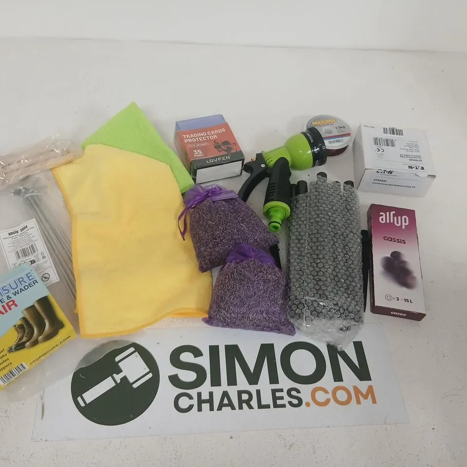 ASSORTED DIY, GARDEN & HOME ITEMS: STORMSURE BOOT REPAIR KIT, HEAT DETECTOR, TRADING CARDS PROTECTOR, CLEANING CLOTHS & GARDEN ACCESSORIES