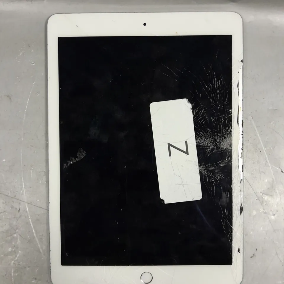 APPLE IPAD PRO 9.7 A1673