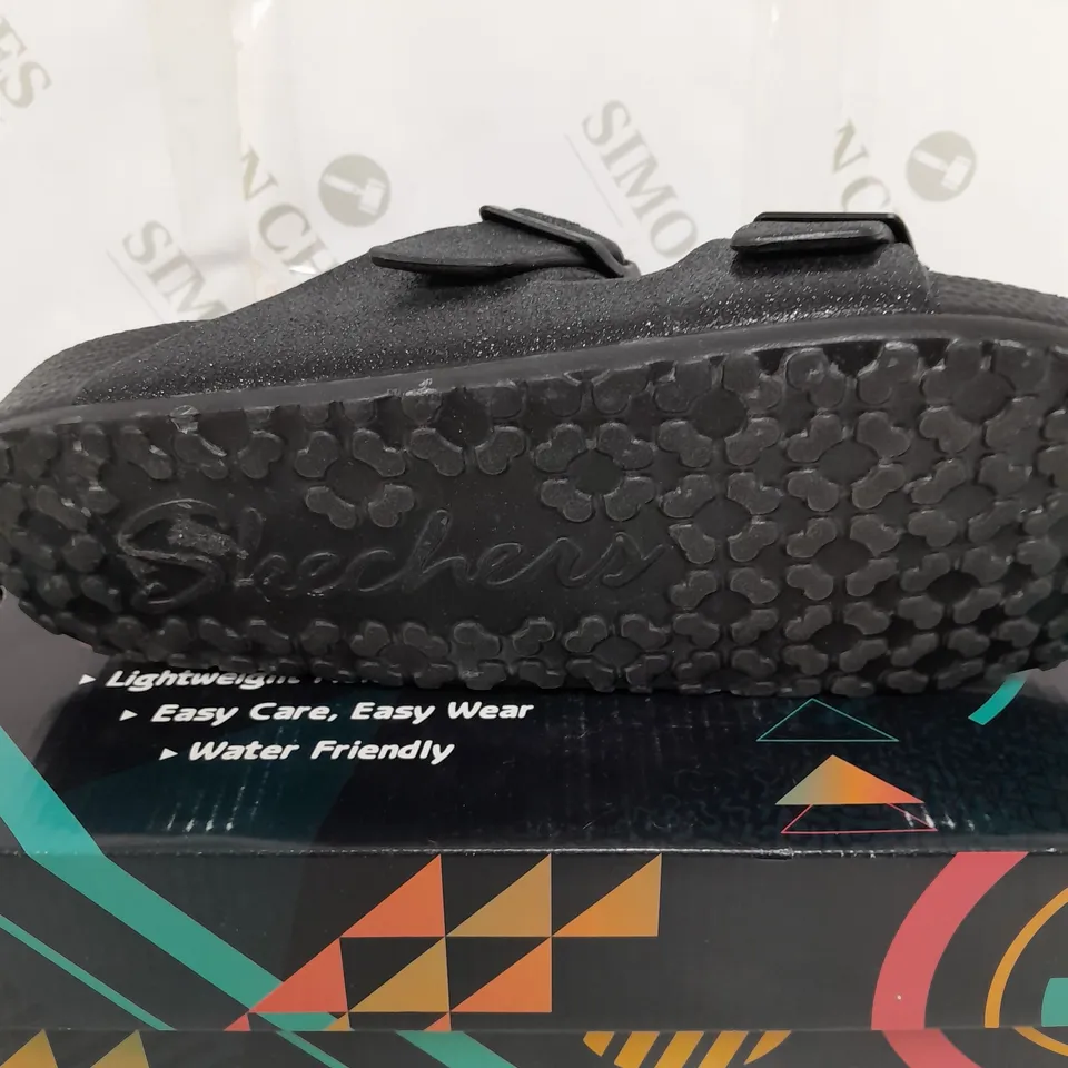 SKECHERS CALI GEAR SLIDE SANDAL BLACK SIZE 9