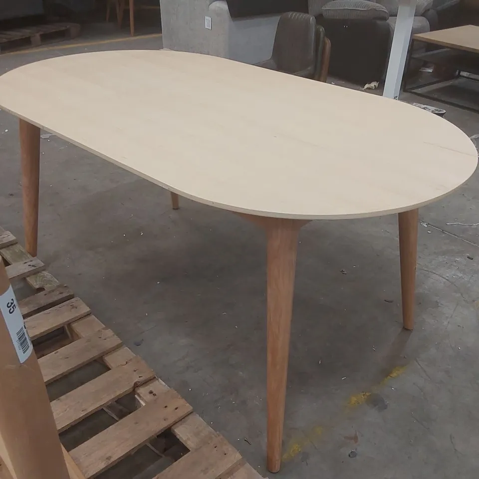 DESIGNER WOODEN DINING TABLE