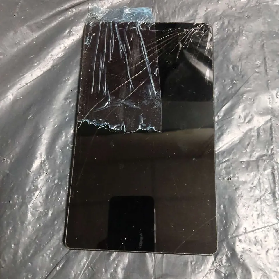 SAMSUNG TABLET SM-T225