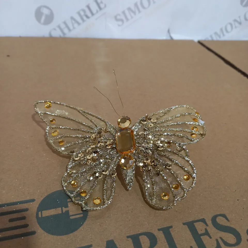 18 X BOXED GOLDEN BUTTERFLY CLIPS WITH GEMS 