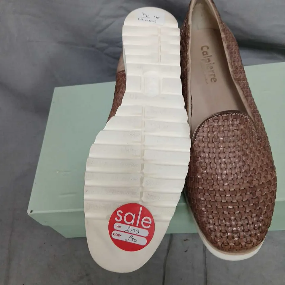 CALPIERRE DESIGNER SHOES – BROWN WOVEN SLIP-ON LOAFERS (DL16 40) 