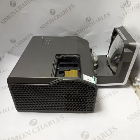 SMART DLP UF75 PROJECTOR