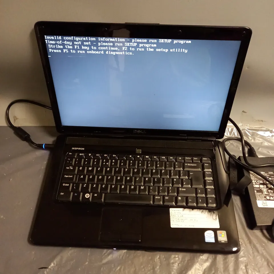 DELL INSPIRON 1545 LAPTOP IN BLACK