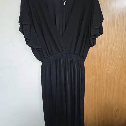 WOMEN'S BLACK MAXI DRESS WITH FLUTTER SLEEVES AND SMOCKED WAIST