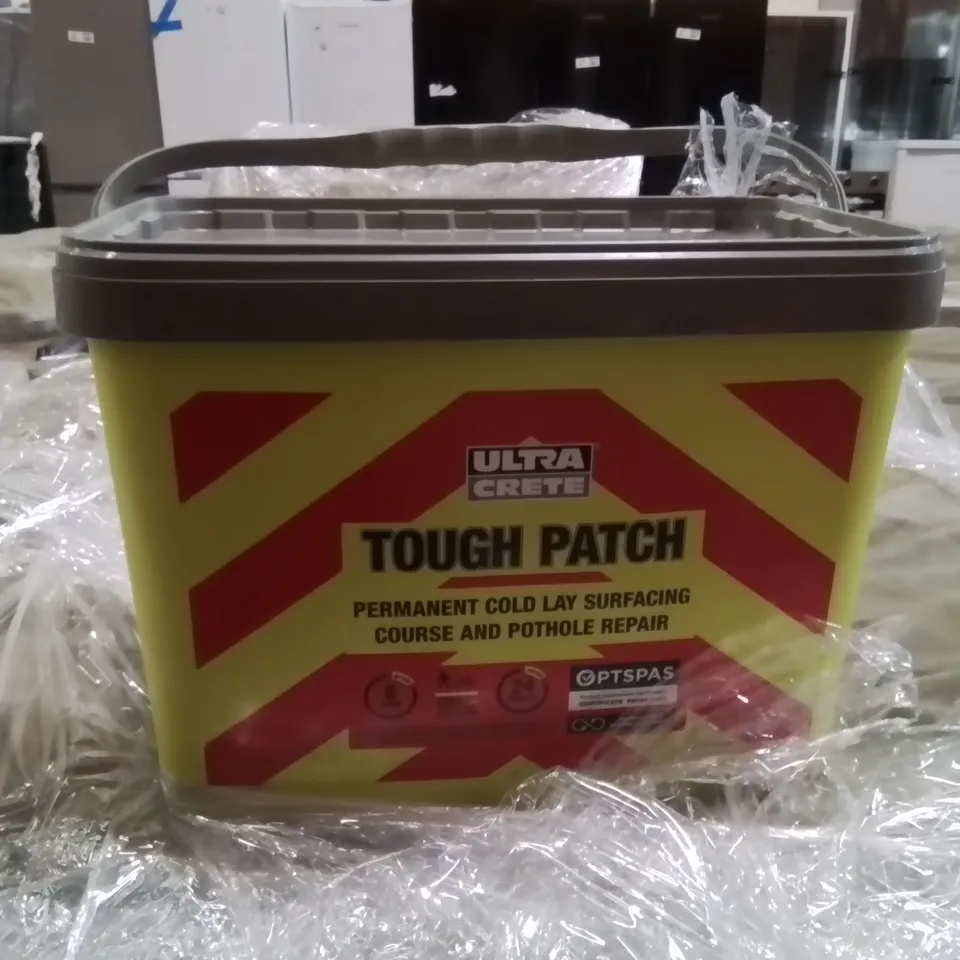 PALLET OF ULTRACRETE TOUGH PATCH POTHOLES REPAIR APPROXIMATELY 26 CASES //EXPIRY DATE 18.05.25 26KG PER CASE