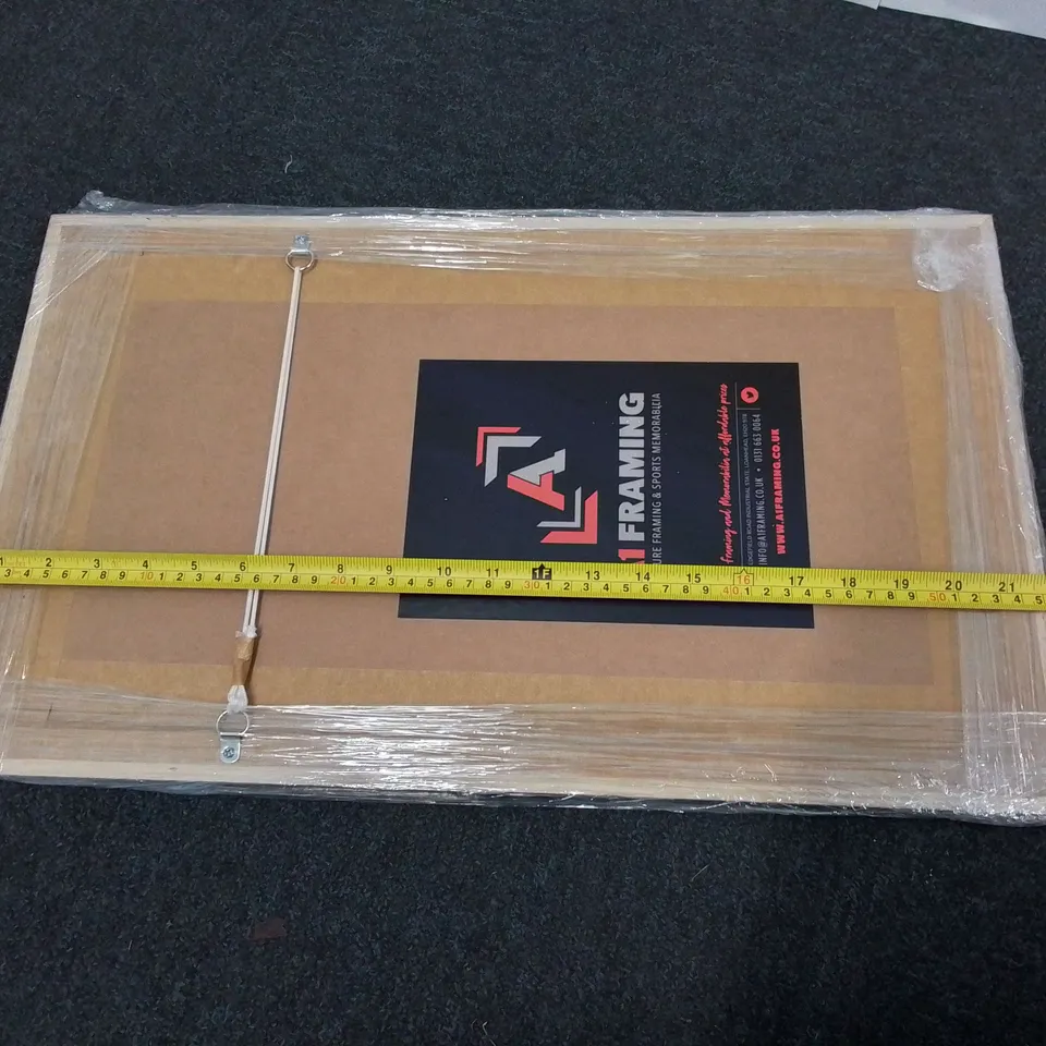 SIGNED ALEX MCLEISH PHOTOGRAPH 