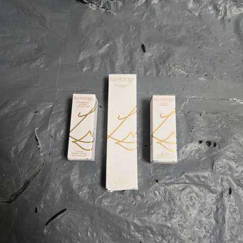 LISA ELDRIDGE LOT OF 3 ASSORTED COSMETIC PRODUCTS TO INCLUDE - LIPSTICK IN ROSE OFFICIAL - LIP PENCIL IN 0N - LIP GLOSS IN GO LIGHTLY