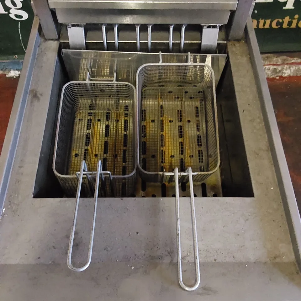 FALCON E1860LC COMMERCIAL FRYER 