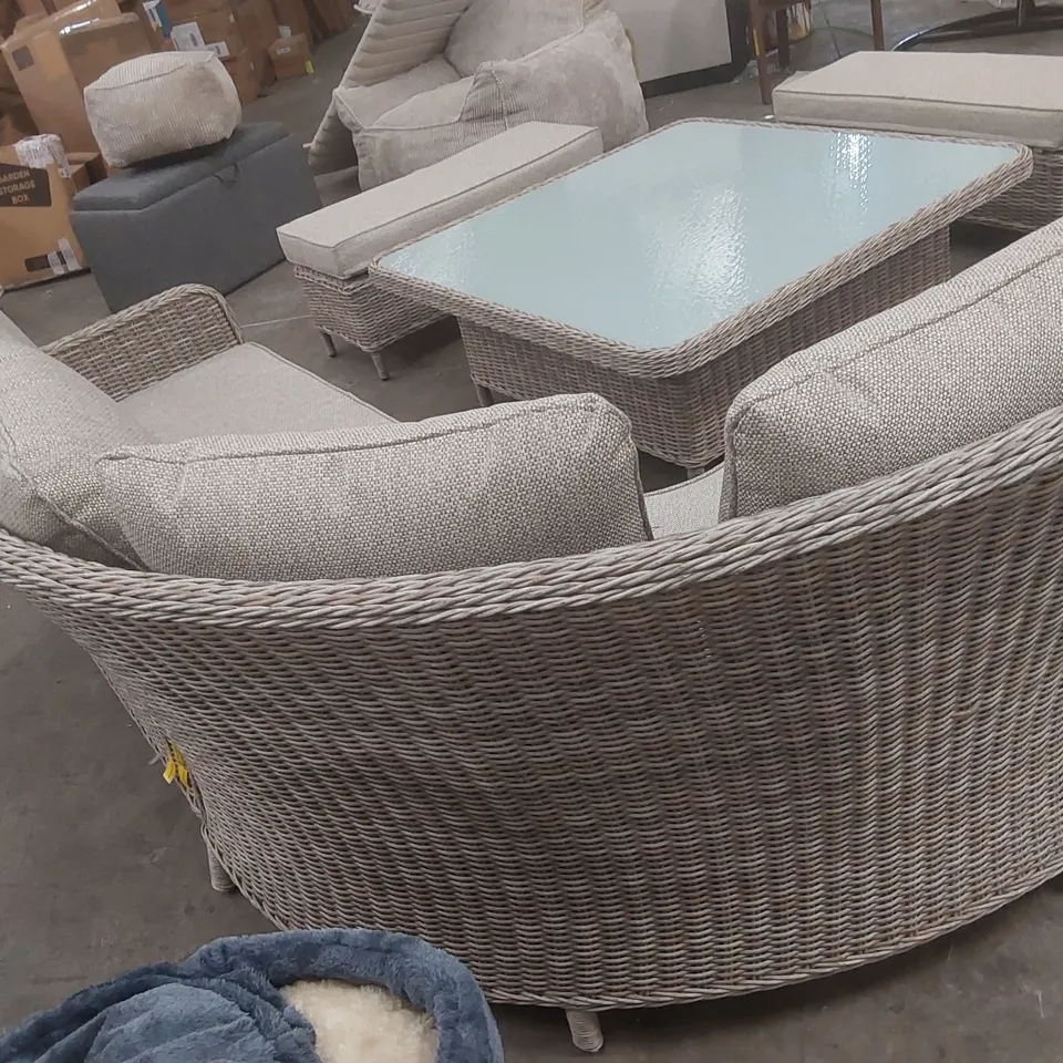 VIENNA LARGE CORNER SET IN BEIGE