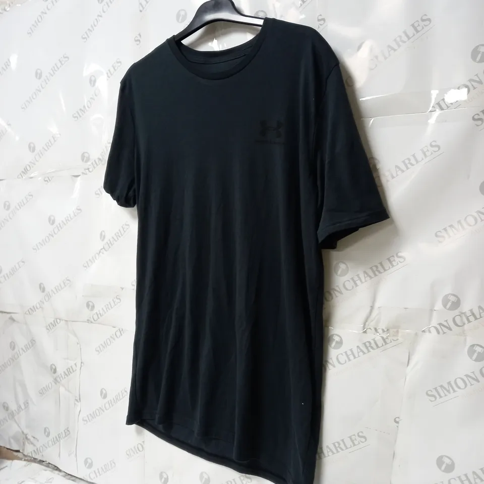 MEN'S UNDER ARMOUR T SHIRT BLACK SIZE MEDIUM 