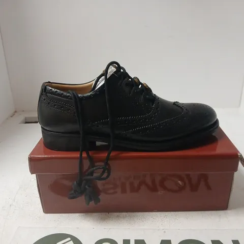 THISTLE SHOES PIPER GHILLIE BROGUE GOODYEAR WELTED UK 13