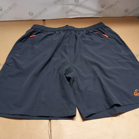 MENS OUTDOOR SPORTS SHORTS SIZE XL