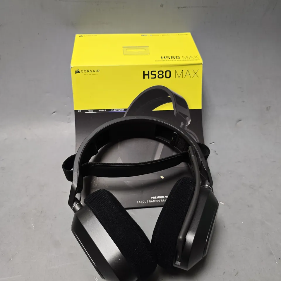 BOXED CORSAIR HS80 MAX PREMIUM WIRELESS RGB GAMING HEADSET 