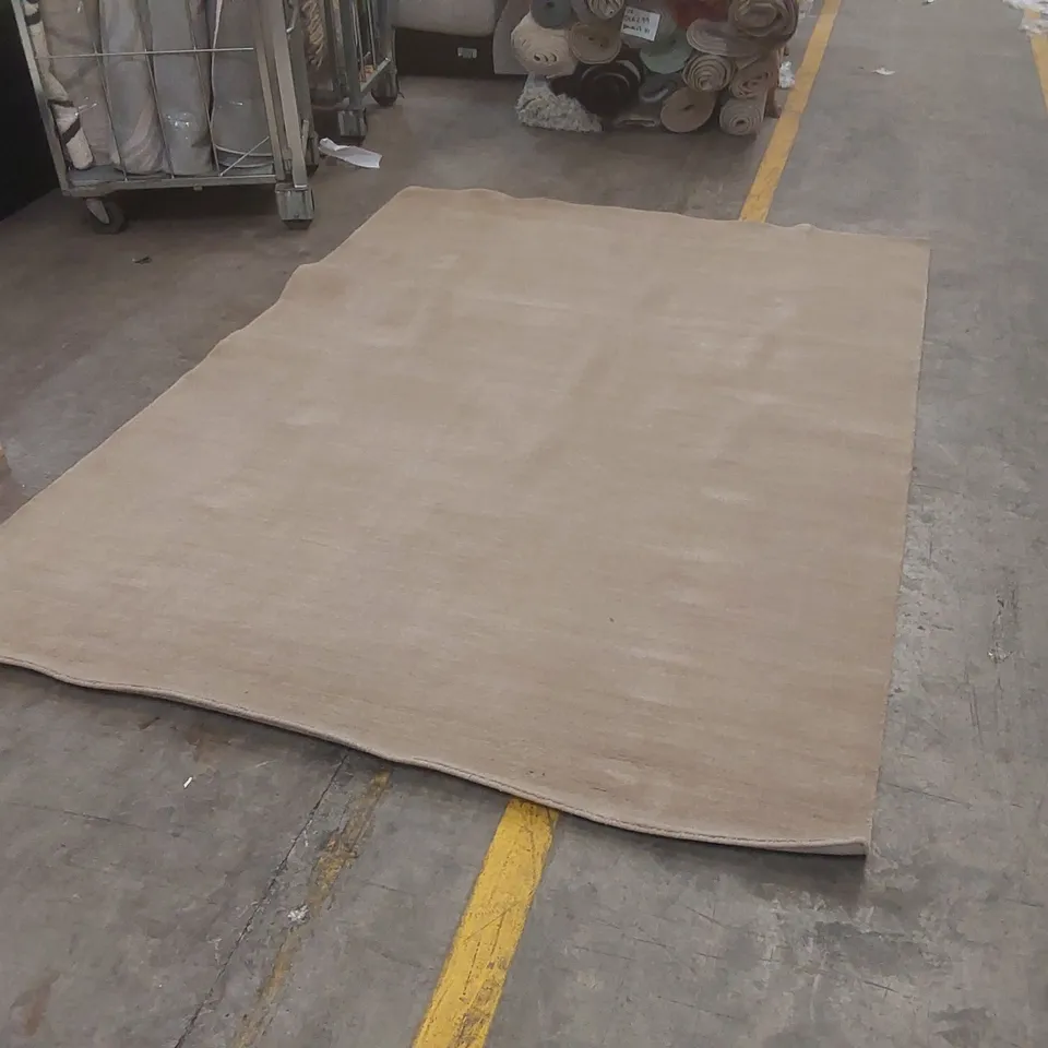 QUALITY DESIGNER AREA RUG - APPROXIMATELY 288 x 202cm