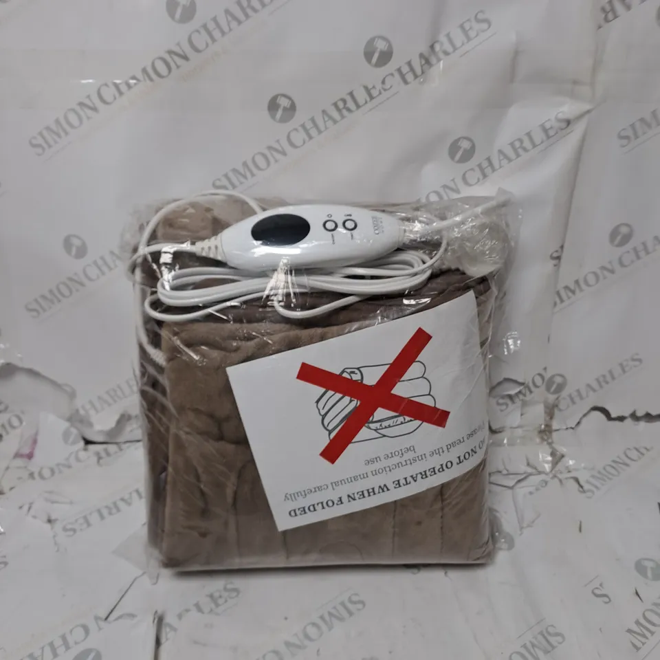 BOXED COZEE HOME VELVETSOFT HEATED THROW IN DARK TAUPE