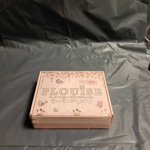PLOUISE BEAUTY GIFT BOX – PINK DECORATIVE PACKAGING 