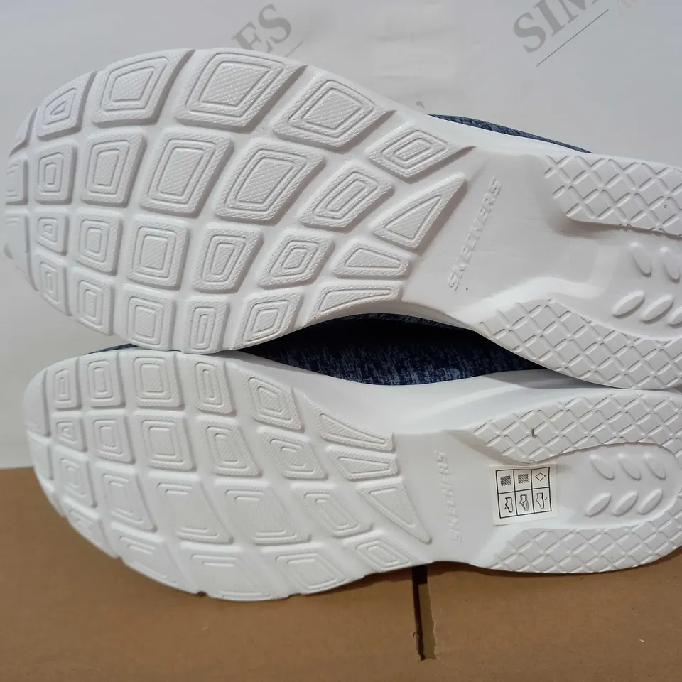 PAIR SKECHERS, MID GREY SLIP ON TRAINERS, UK SIZE 5